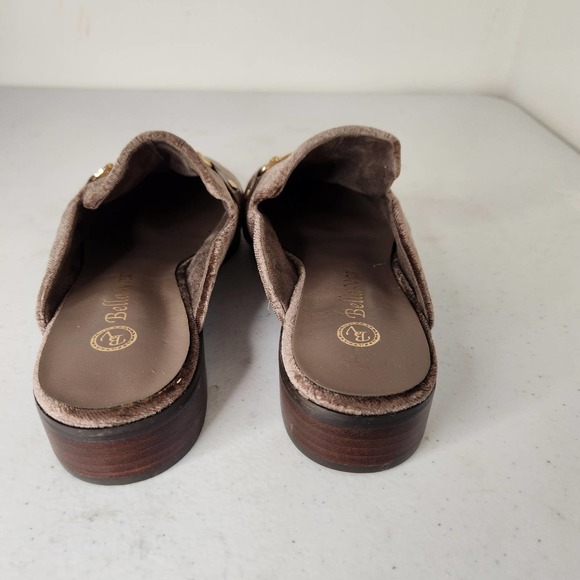 Bella Vita Women's Bab's Mule 6.5 Taupe Embossed Velvet - Picture 4 of 9